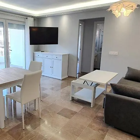 Apartmán Modern Two Bedroom In Centre Marbella