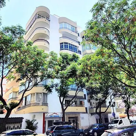 Modern Two Bedroom In Centre *